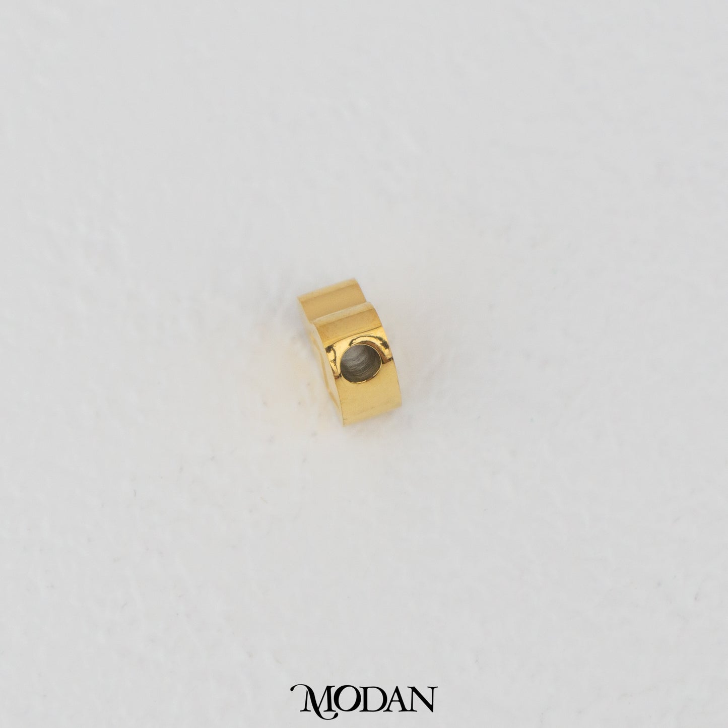 Titanium Steel Mini Plain A-Z Initial Alphabet Love Shaped DIY Beads Charm Beads Manik Liontin Kalung Huruf Bentuk Hati Hypoallergenic Stainless Steel
