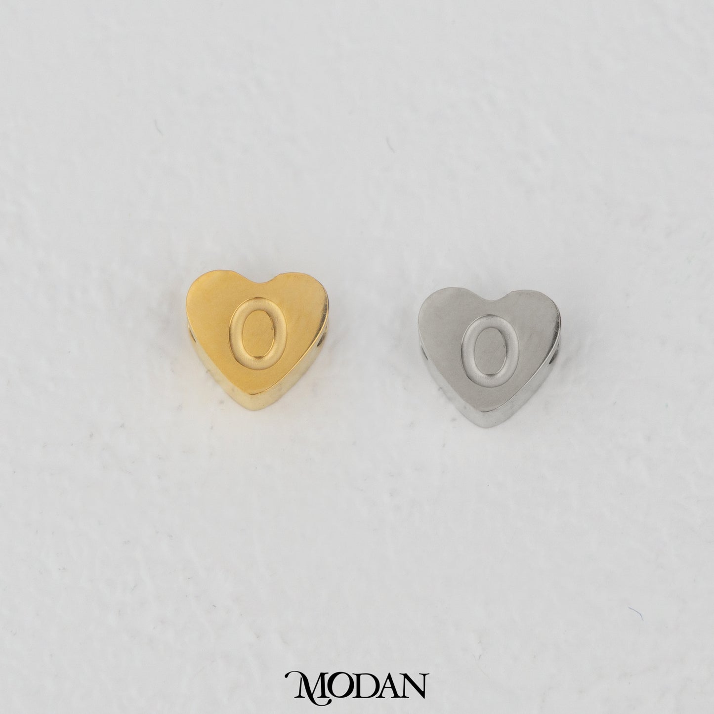 Titanium Steel Mini Plain A-Z Initial Alphabet Love Shaped DIY Beads Charm Beads Manik Liontin Kalung Huruf Bentuk Hati Hypoallergenic Stainless Steel