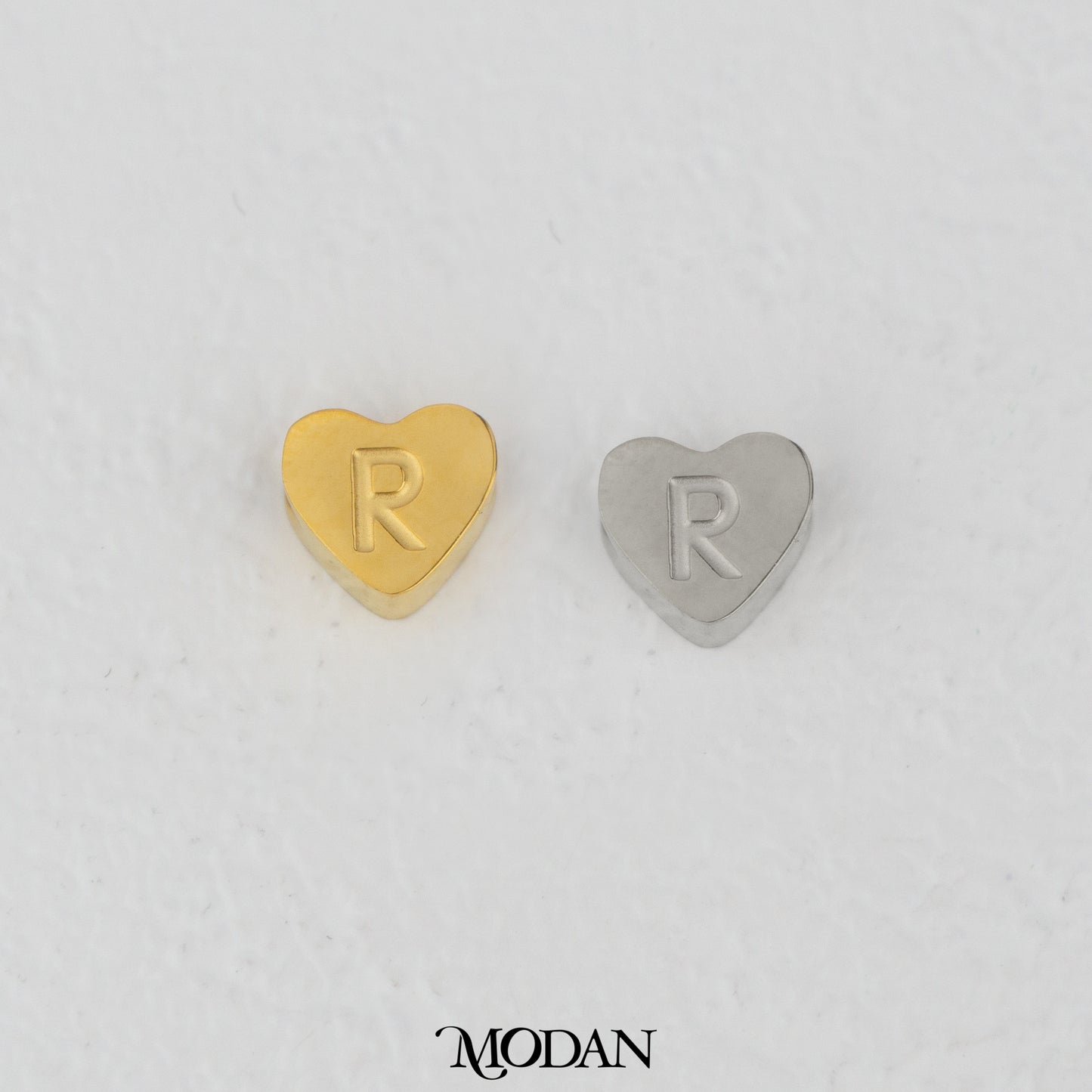 Titanium Steel Mini Plain A-Z Initial Alphabet Love Shaped DIY Beads Charm Beads Manik Liontin Kalung Huruf Bentuk Hati Hypoallergenic Stainless Steel