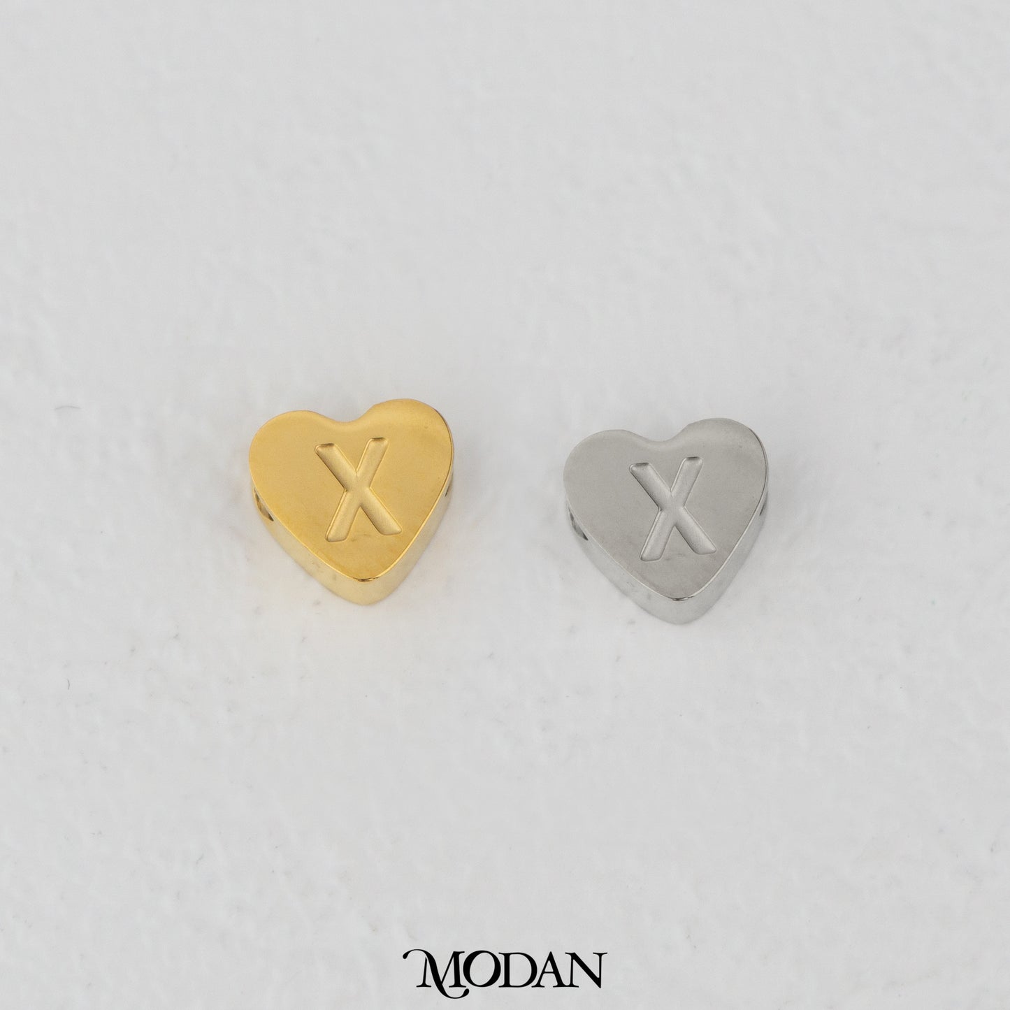 Titanium Steel Mini Plain A-Z Initial Alphabet Love Shaped DIY Beads Charm Beads Manik Liontin Kalung Huruf Bentuk Hati Hypoallergenic Stainless Steel