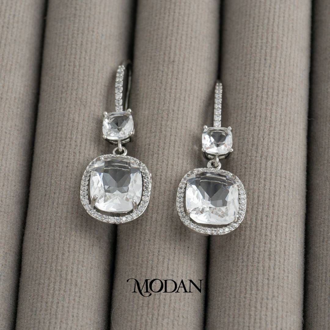 Bridal Sparkling Baguette Hook Earrings Anting Gantung Persegi Pesta Pernikahan Hypoallergenic Gold Plated
