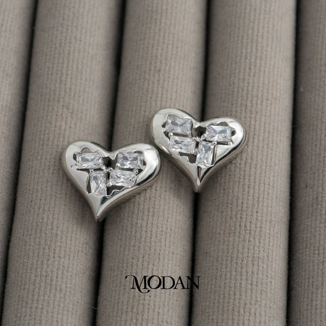 Triple Baguette Love Heart Stud Earrings Anting Bentuk Hati Hypoallergenic Gold Plated