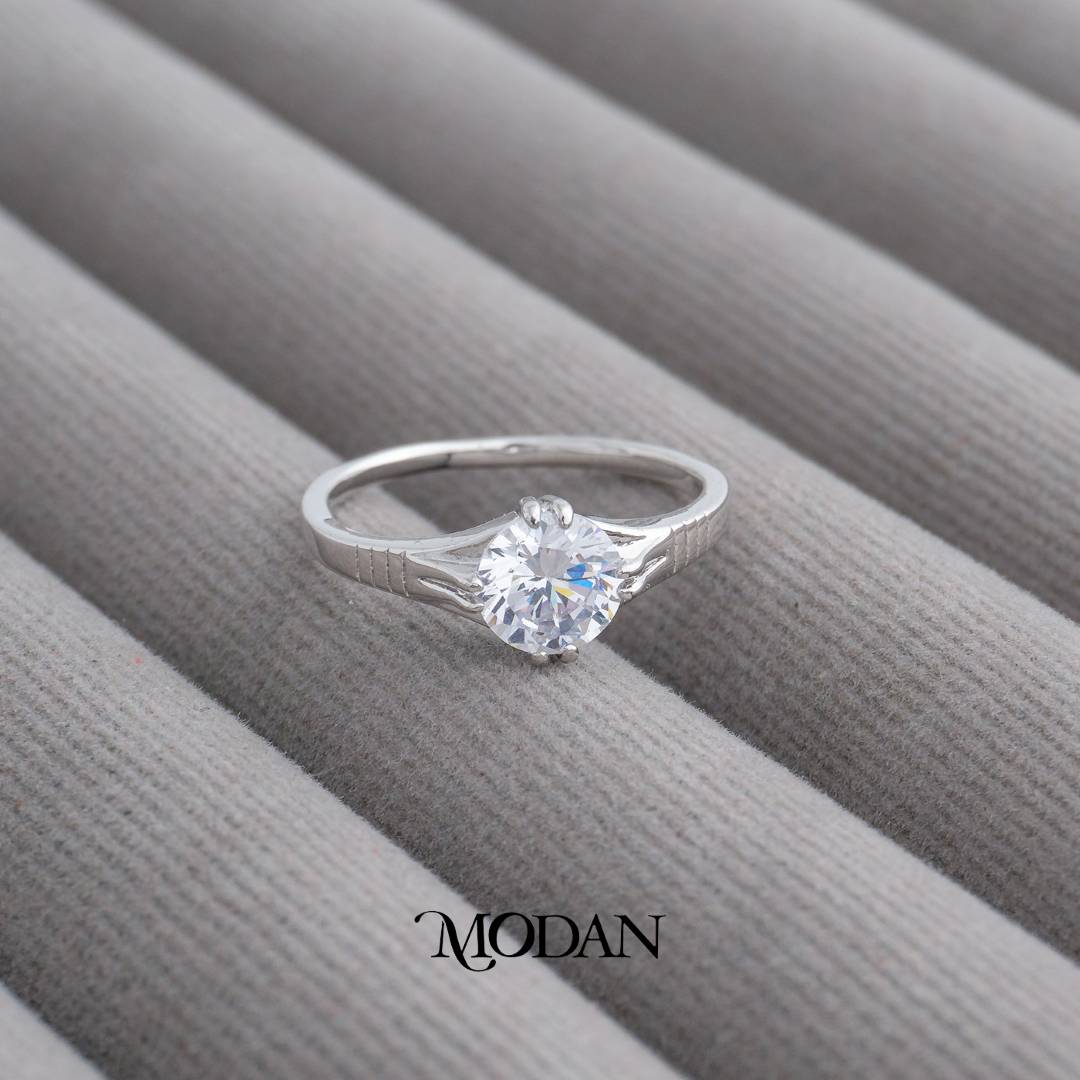 Classic Vintage Solitaire Ring Cincin Solitaire Klasik Hypoallergenic Gold Plated