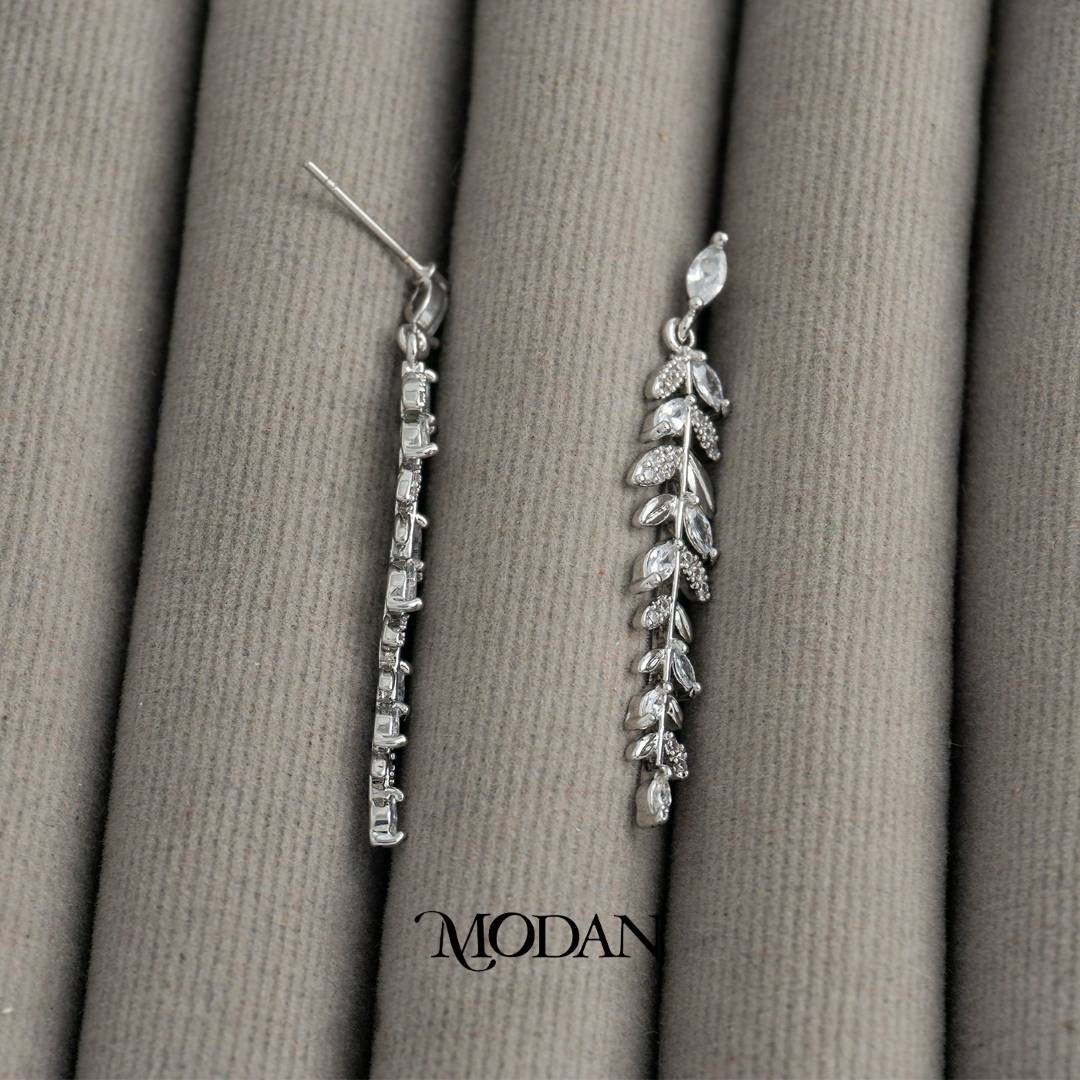 (40mm) Bridal Sparkling Leaf Long Drop Earrings Anting Gantung Daun Pesta Hypoallergenic Gold Plated