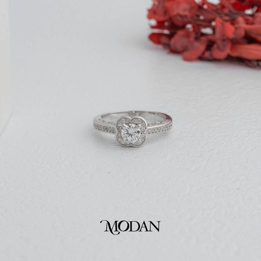 Sparkling Lucky Four Leaf Clover Ring Cincin Keberuntungan Daun Semanggi Hypoallergenic Gold Plated