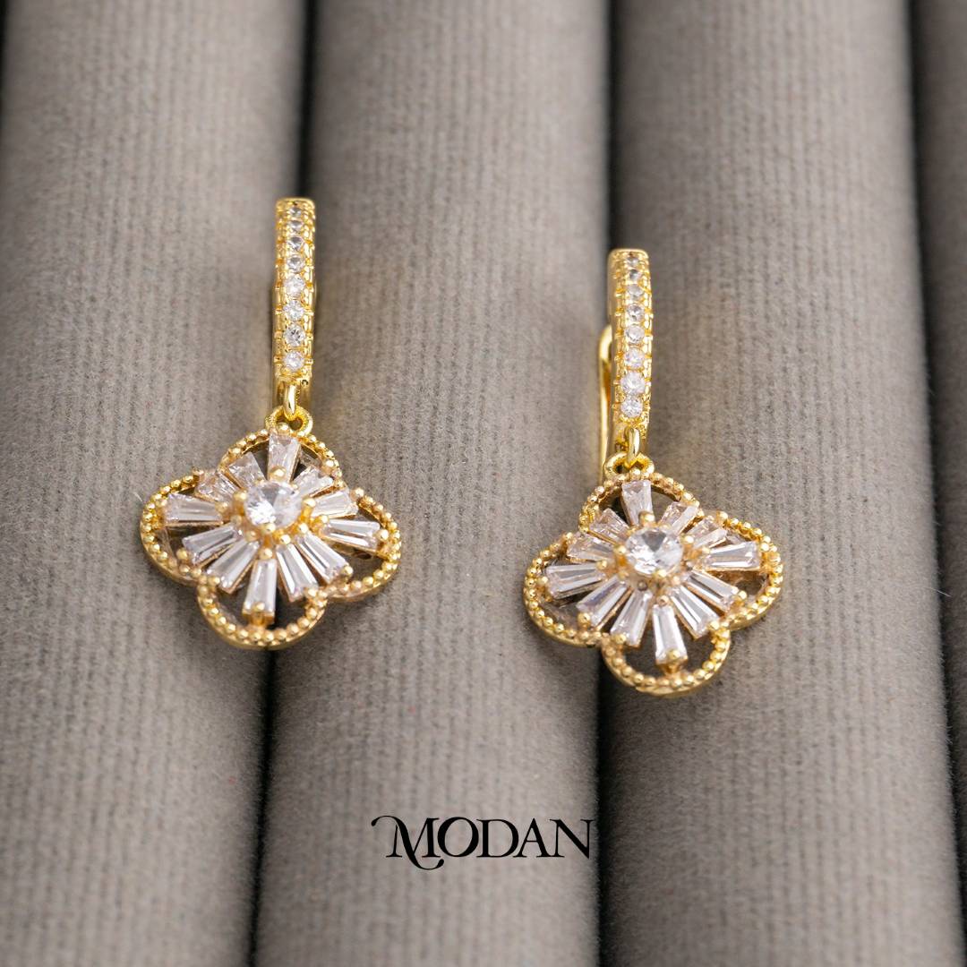 Lucky Four Leaf Clover Open Baguette Hoop Earrings Anting Pesta Daun Semanggi Hypoallergenic Gold Filled
