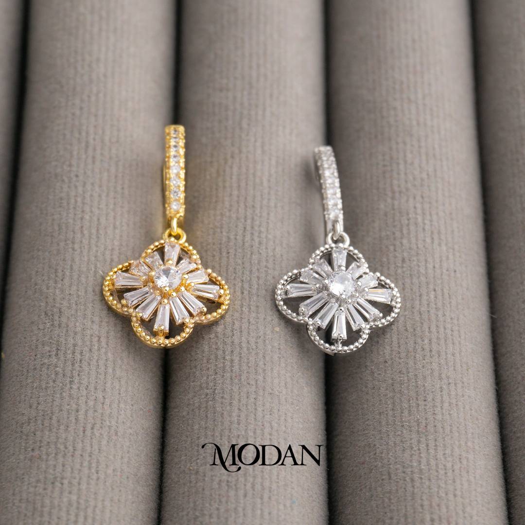 Lucky Four Leaf Clover Open Baguette Hoop Earrings Anting Pesta Daun Semanggi Hypoallergenic Gold Filled