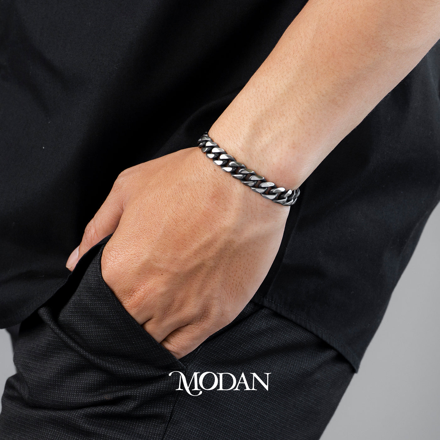 (21cm) Titanium Chunky Cuban Chain Men’s Bracelet Gelang Rantai Pria Hypoallergenic Stainless Steel