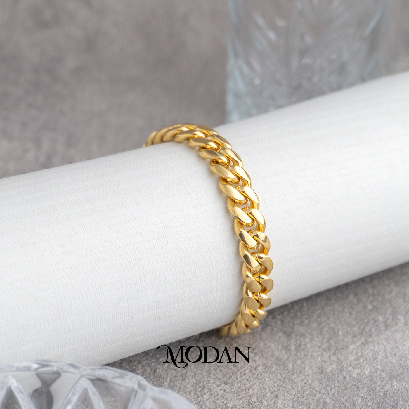 (21cm)(8mm) Titanium Golden Miami Cuban Chain Men’s Bracelet Gelang Rantai Pria Hypoallergenic Stainless Steel