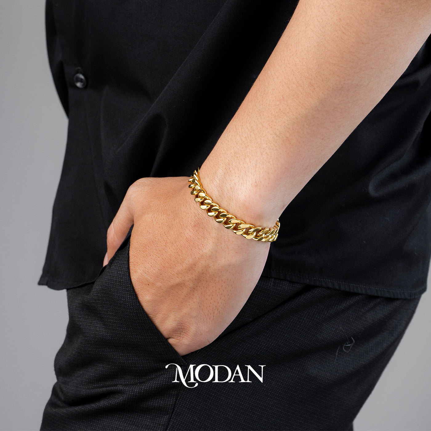 (21cm)(8.4mm) Titanium Golden Miami Cuban Chain Men’s Bracelet Gelang Rantai Pria Hypoallergenic Stainless Steel
