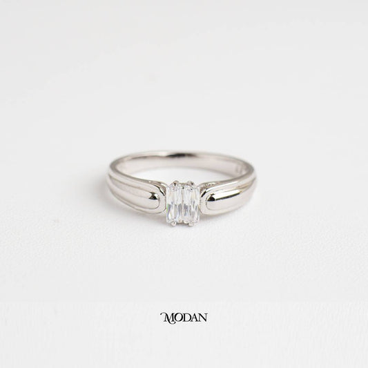 Classic Sleek Baguette Band Ring Cincin Klasik Mata Satu Hypoallergenic Gold Plated