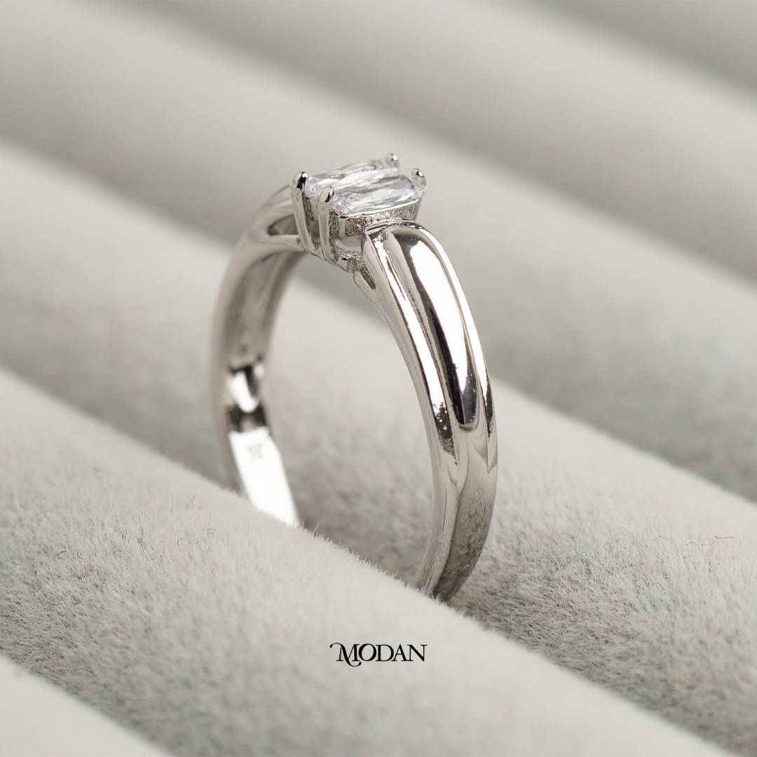 Classic Sleek Baguette Band Ring Cincin Klasik Mata Satu Hypoallergenic Gold Plated