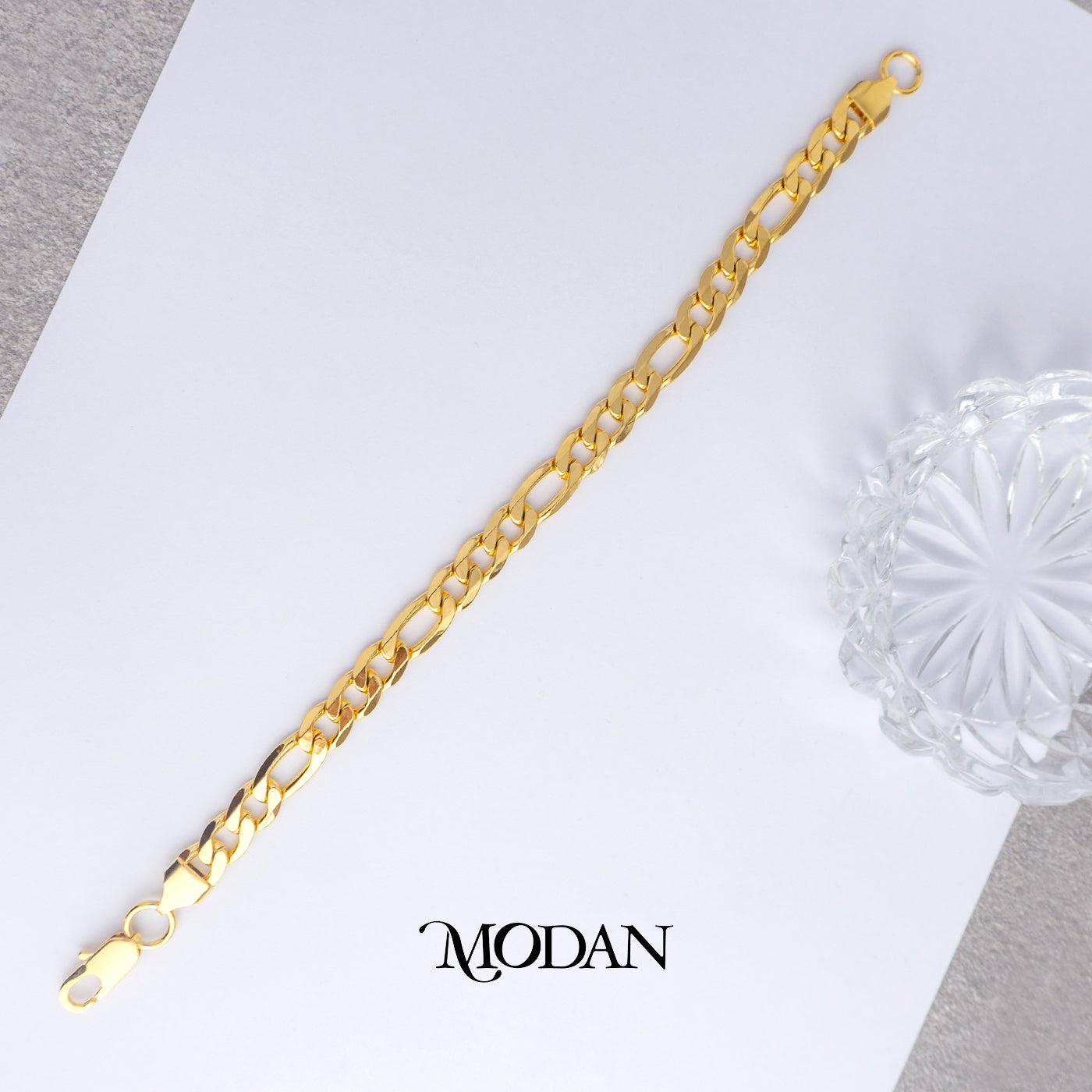 (24cm) Titanium Unisex Golden Statement Figaro Chain Men’s Bracelet Gelang Rantai Pria Wanita Hypoallergenic Stainless Steel