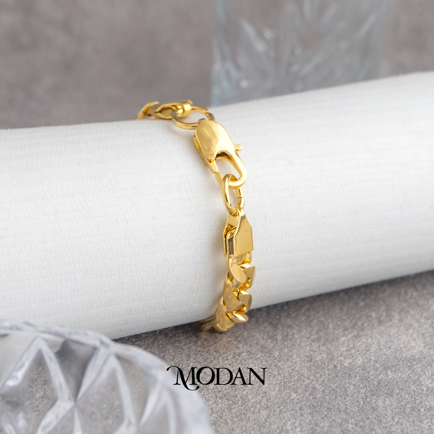 (23cm) Titanium Unisex Golden Statement Figaro Chain Men’s Bracelet Gelang Rantai Pria Wanita Hypoallergenic Stainless Steel