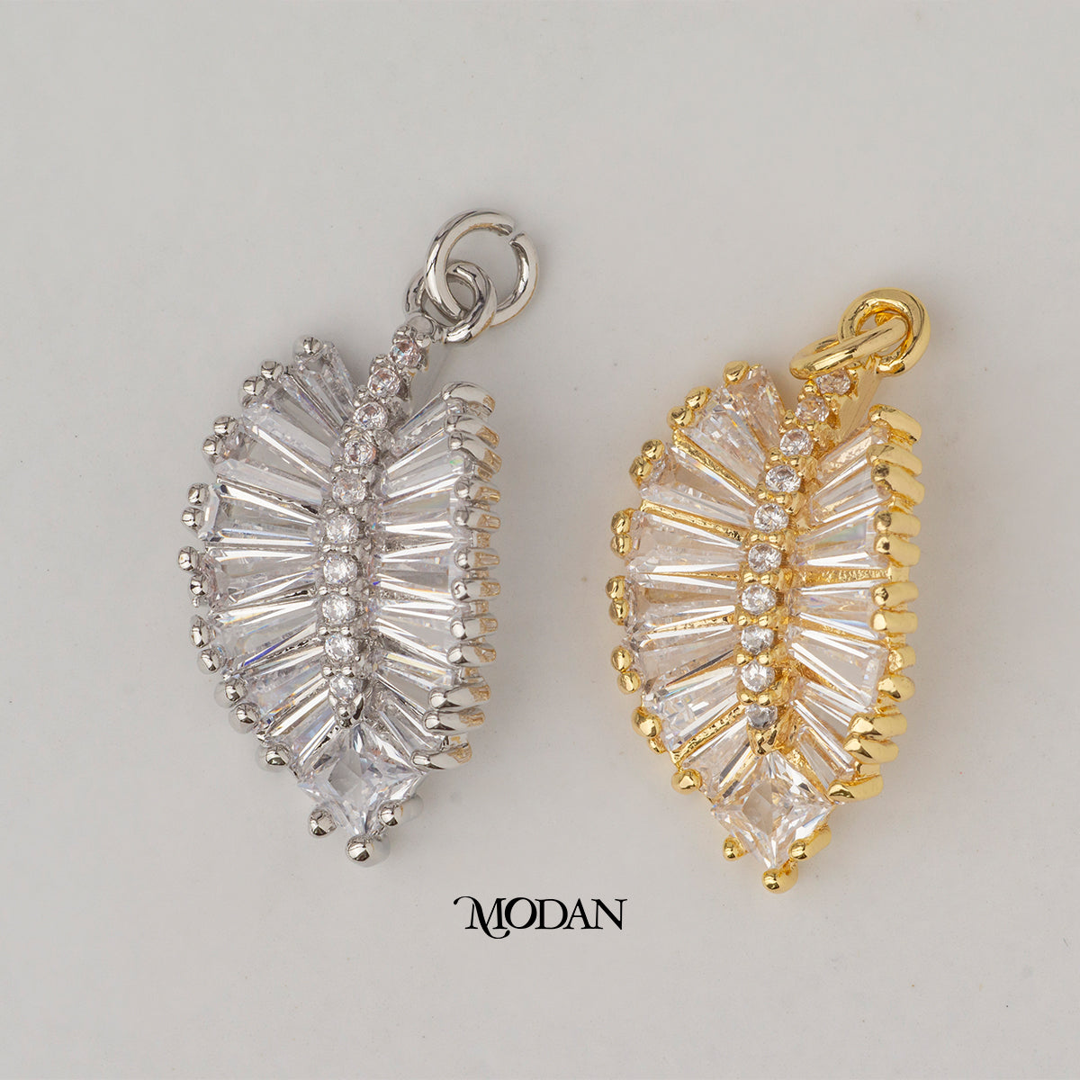 Sparkling Baguette Leaf DIY Charm Liontin Pesta Daun Hypoallergenic Gold Plated