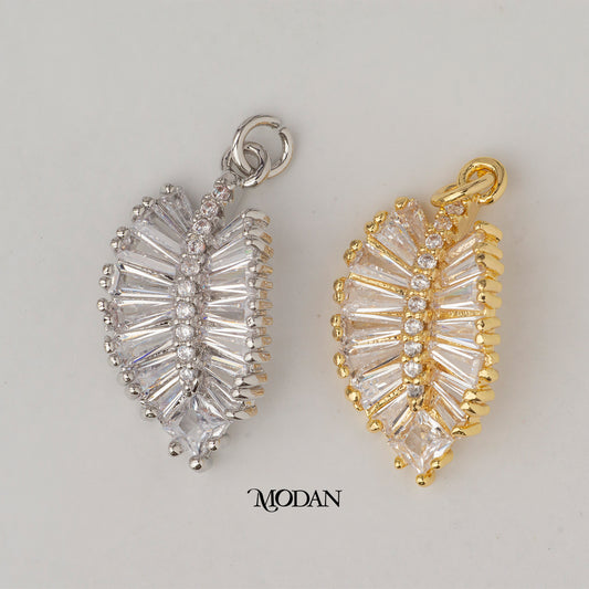 Sparkling Baguette Leaf DIY Charm Liontin Pesta Daun Hypoallergenic Gold Plated
