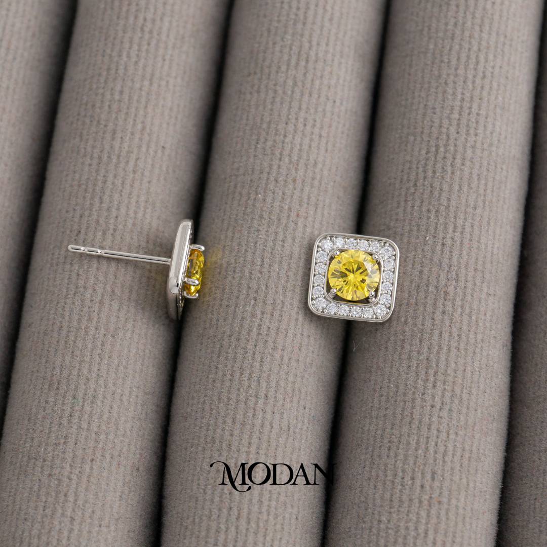 Clear Yellow Micro Pave Square Stud Earrings Anting Tusuk Persegi Pesta Pernikahan Hypoallergenic Gold Plated