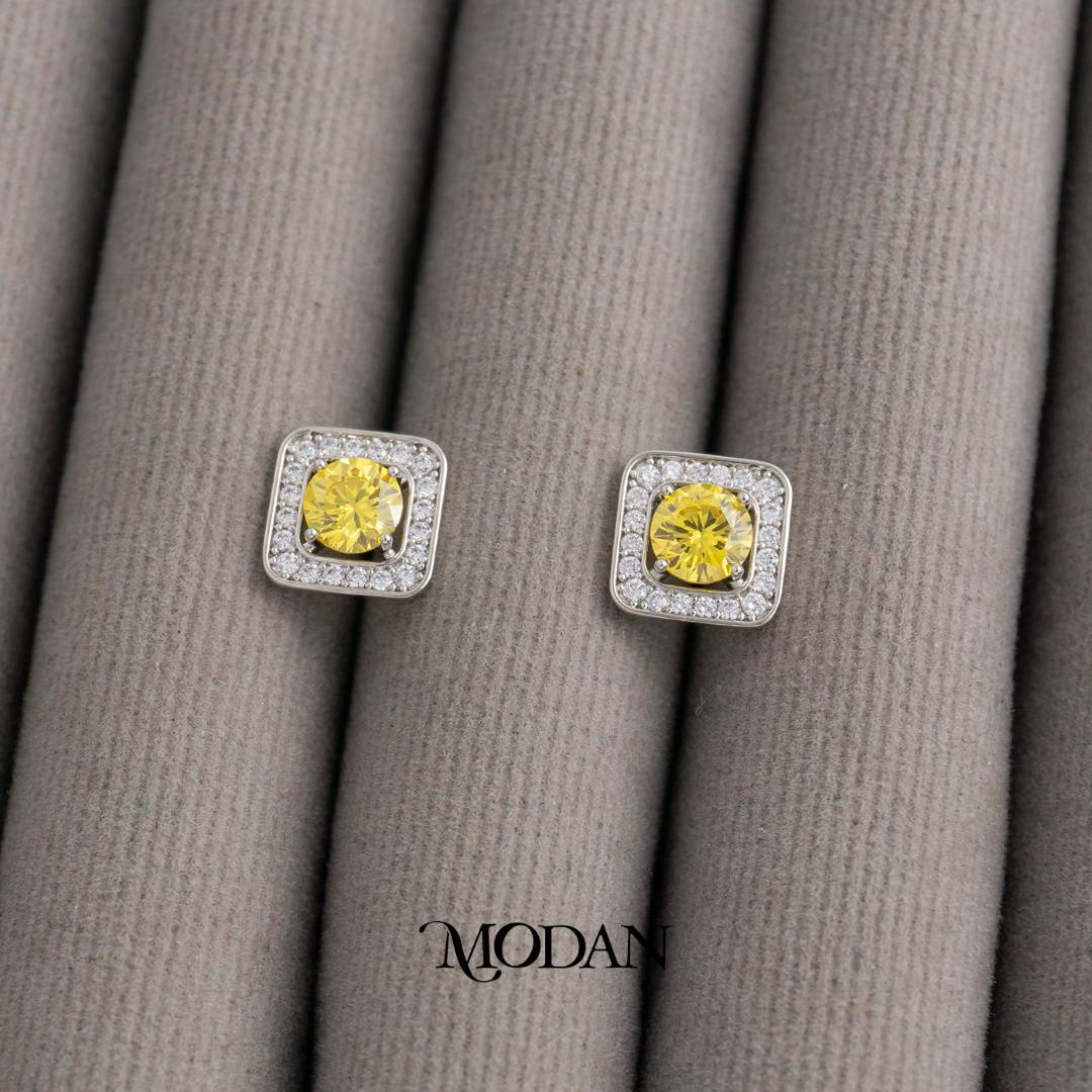 Clear Yellow Micro Pave Square Stud Earrings Anting Tusuk Persegi Pesta Pernikahan Hypoallergenic Gold Plated