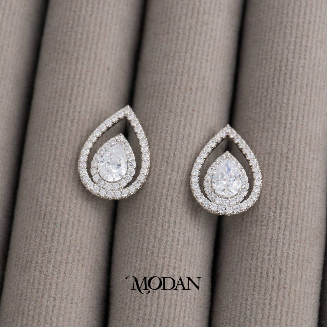 Clear Yellow Micro Pave Open Teardrop Stud Earrings Anting Tusuk Tetes Air Mata Pesta Pernikahan Hypoallergenic Gold Plated