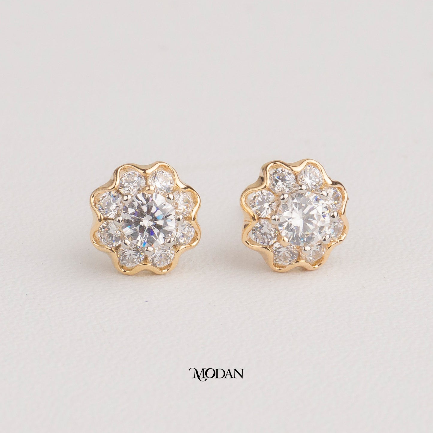 (8mm) Micro Paved Minimalist Flower Stud Earrings Anting Tusuk Bunga Bulat Hypoallergenic Gold Plated