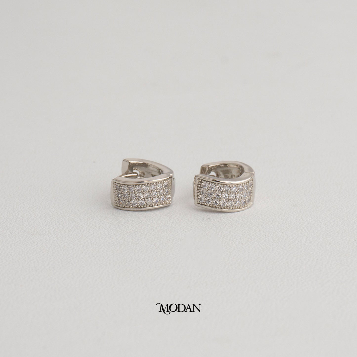 (11mm) Sparkling Round Hoop Earrings Anting Bulat Hypoallergenic Gold Plated