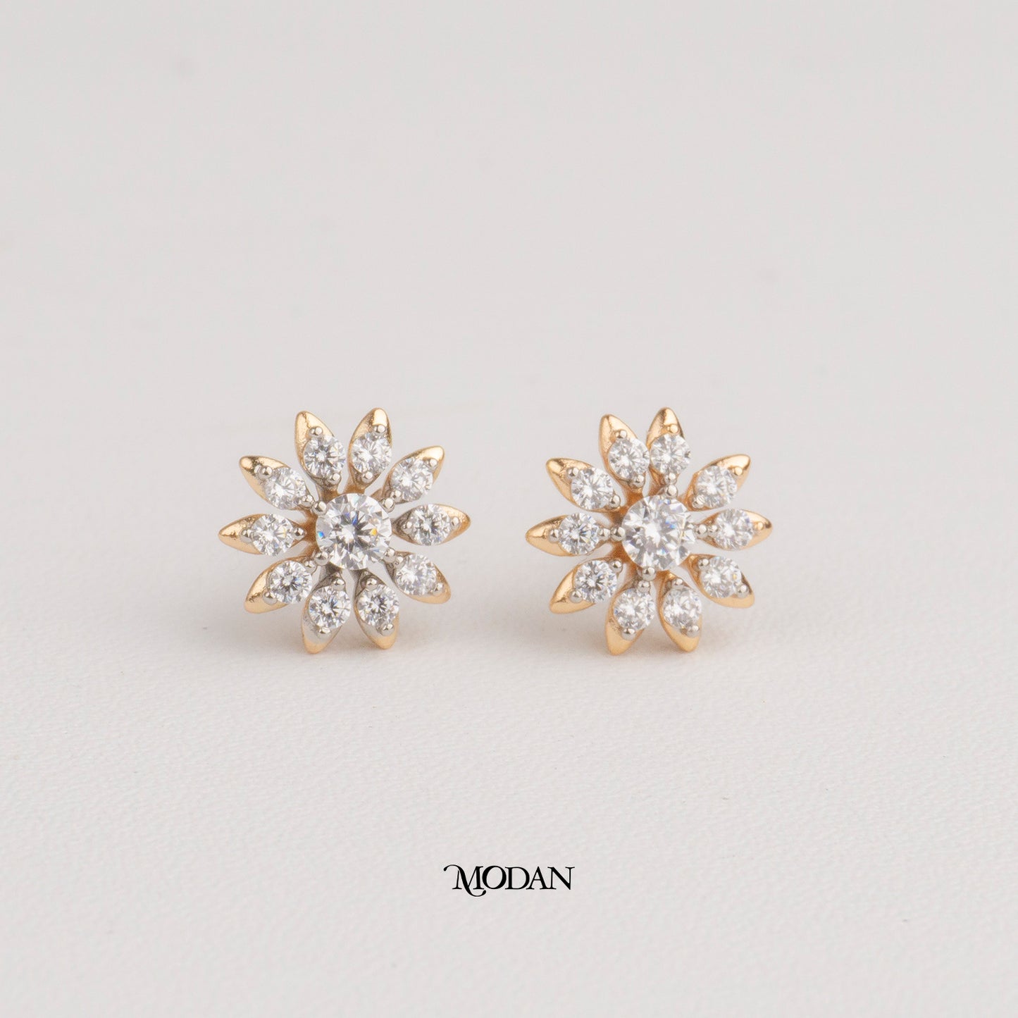 (10mm) Micro Paved Zirconia Flower Stud Earrings Anting Tusuk Bunga Bulat Hypoallergenic Gold Plated