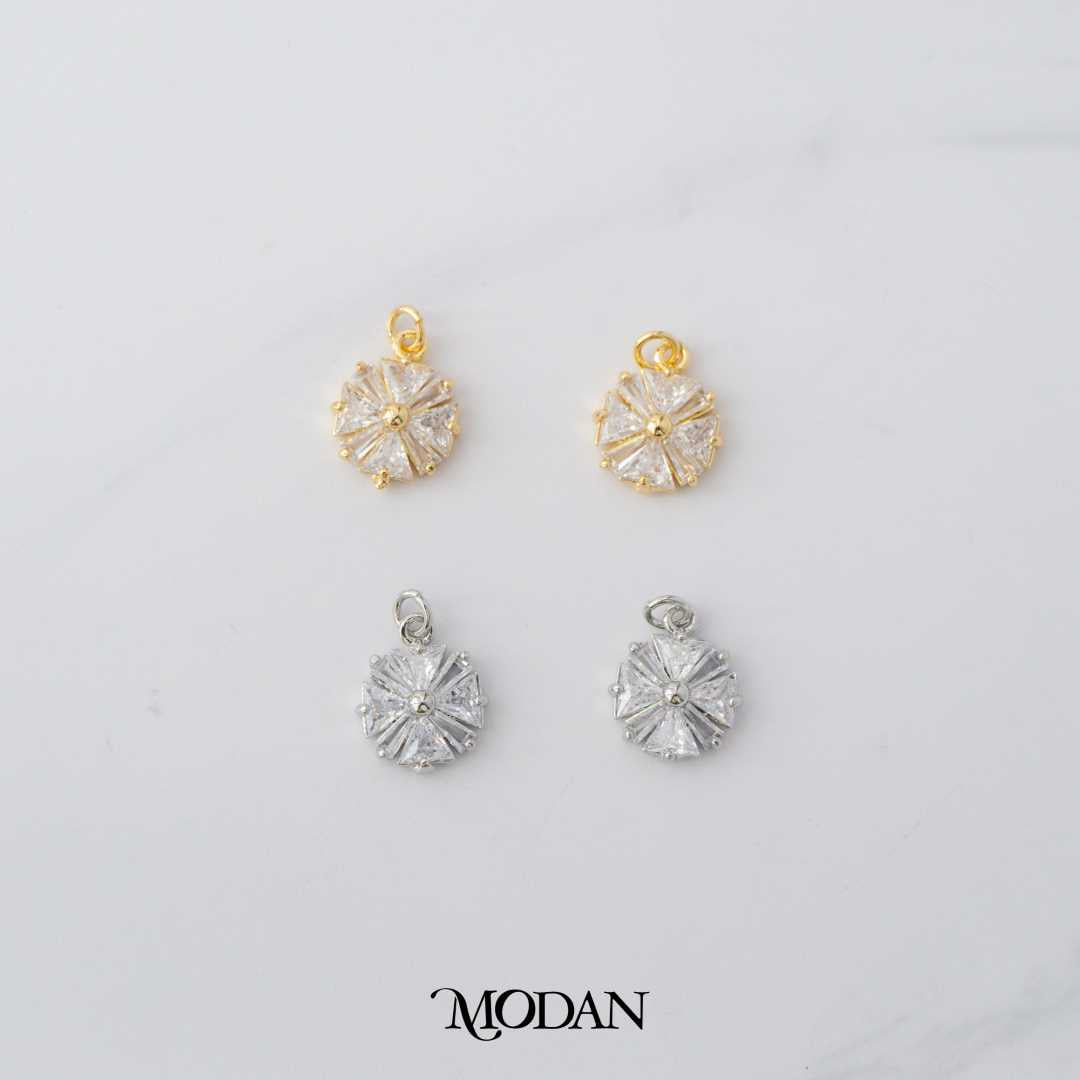 Sparkling Mini Blooming Flower DIY Charm Liontin Bunga Pesta Hypoallergenic Gold Plated