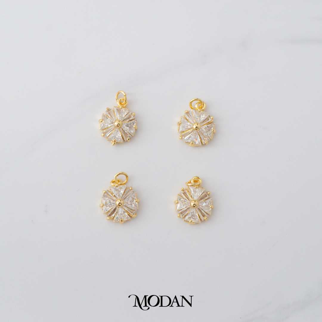 Sparkling Mini Blooming Flower DIY Charm Liontin Bunga Pesta Hypoallergenic Gold Plated