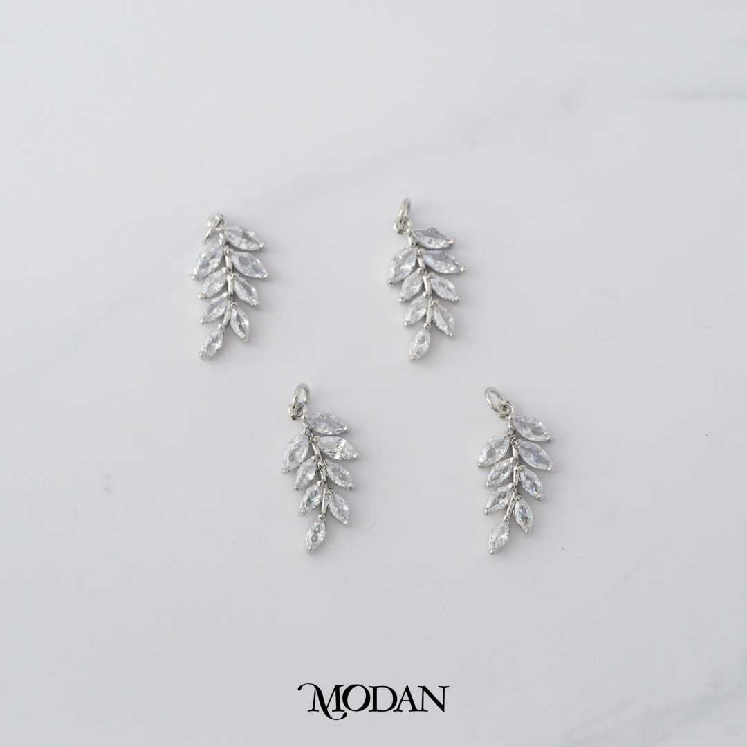Marquise Leaf Cocktail Party DIY Charm Liontin Bunga Pesta Hypoallergenic Gold Plated