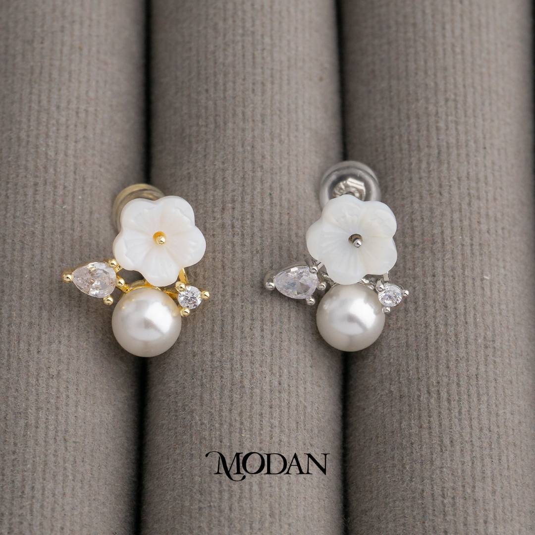 Shell Pearl Acrylic Flower Stud Earrings Anting Tusuk Bunga Mutiara Hypoallergenic Gold Filled