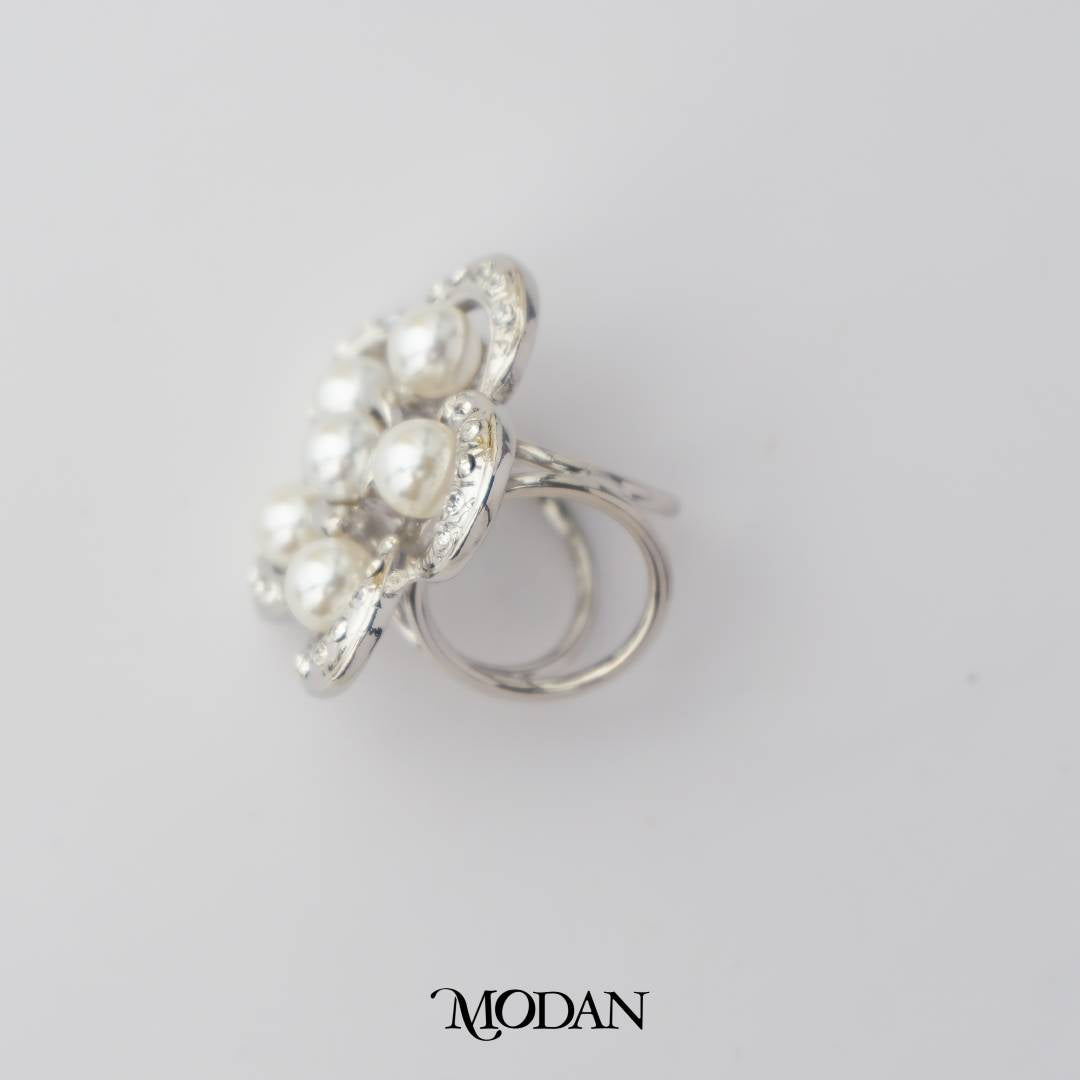Vintage Gray Blooming Flower Pearl Hijab Ring Cincin Hijab Bunga Mutiara Hypoallergenic Gold Plated