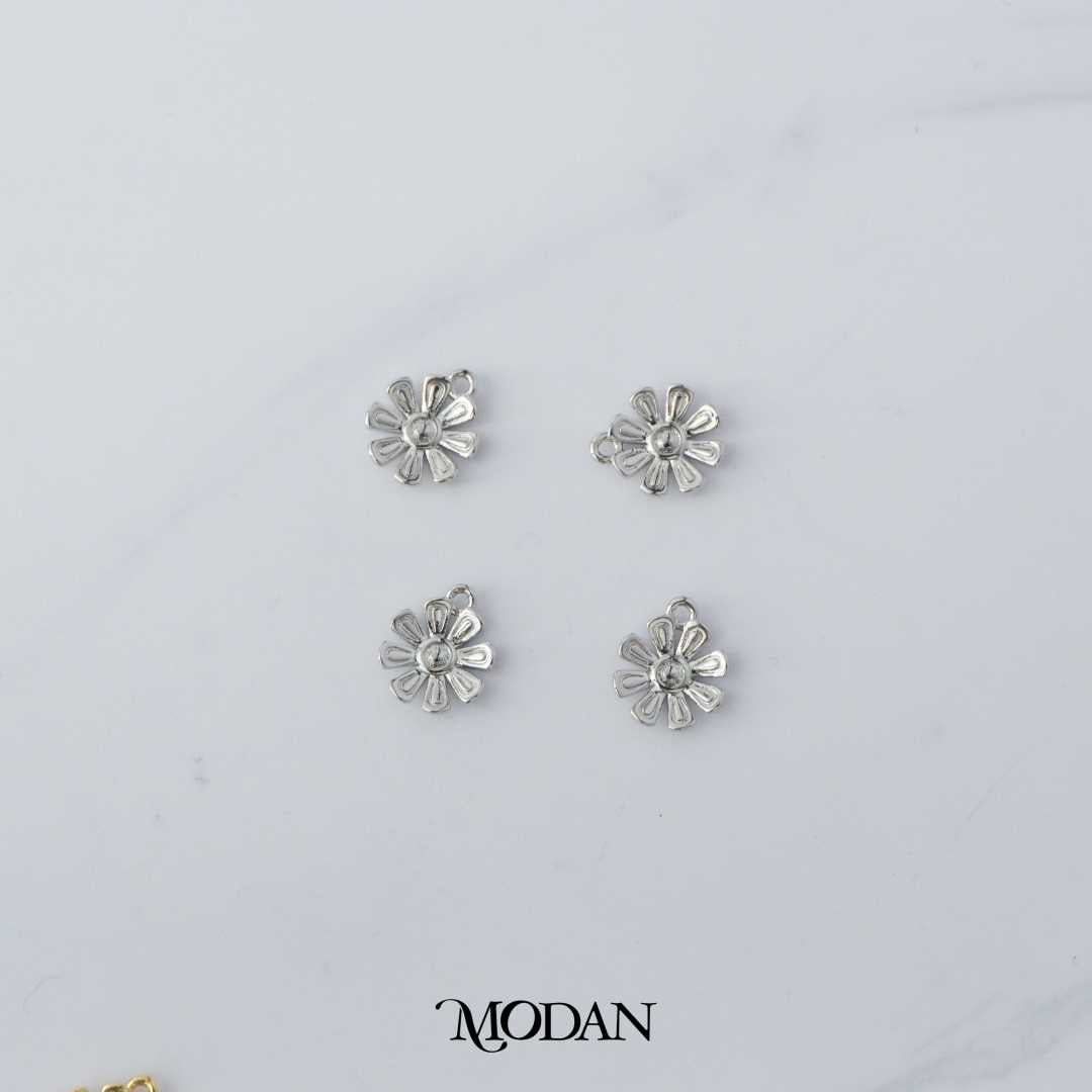 Mini Plain Blooming Flower Charm DIY Charm Liontin Bunga Mekar Hypoallergenic Gold Filled