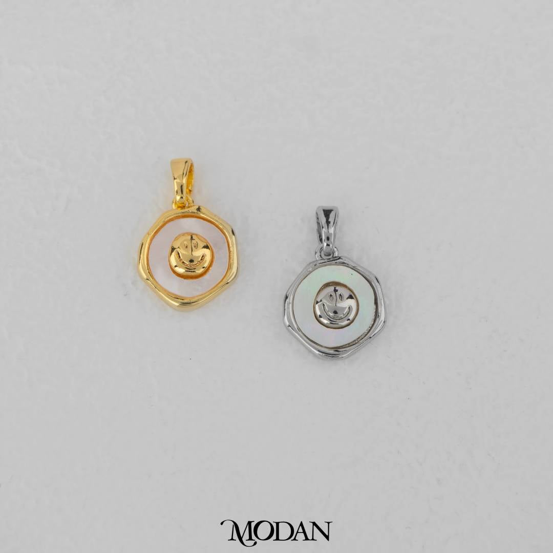 MOP Smiley Emoji Round Pendant DIY Pendant Liontin Tersenyum Bulat Hypoallergenic Gold Filled