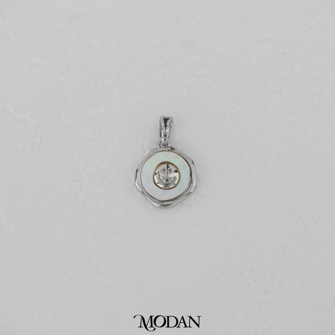 MOP Smiley Emoji Round Pendant DIY Pendant Liontin Tersenyum Bulat Hypoallergenic Gold Filled