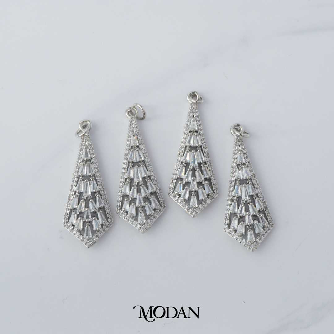 Wedding Triangle Baguette Charm DIY Charm Liontin Berlian Segitiga Pesta Pernikahan Hypoallergenic Gold Filled
