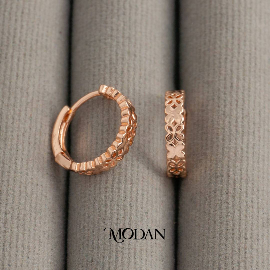 (12mm) Simple Open Filigree Clover Round Hoop Earrings Anting Bulat Berongga Hypoallergenic Gold Plated