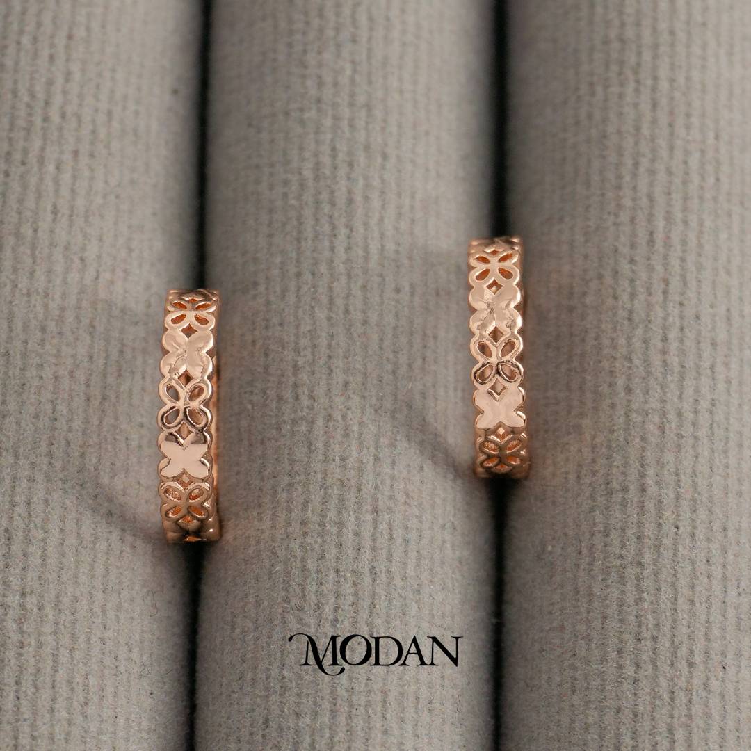 (12mm) Simple Open Filigree Clover Round Hoop Earrings Anting Bulat Berongga Hypoallergenic Gold Plated