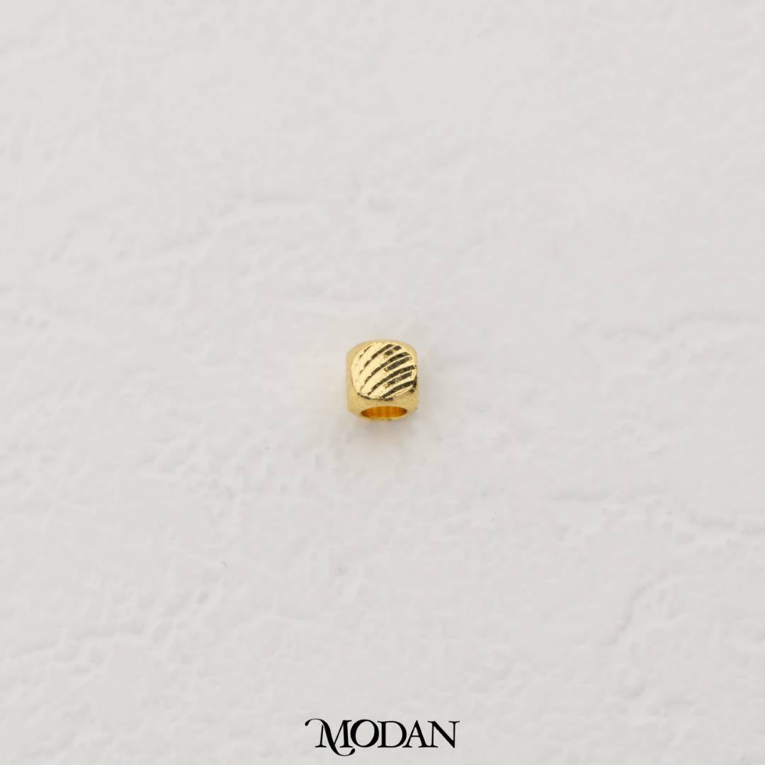 (5pcs) Mini Textured Cube Spacer Beads DIY Pembatas Manik Gelang/Kalung Dadu Hypoallergenic Gold Filled