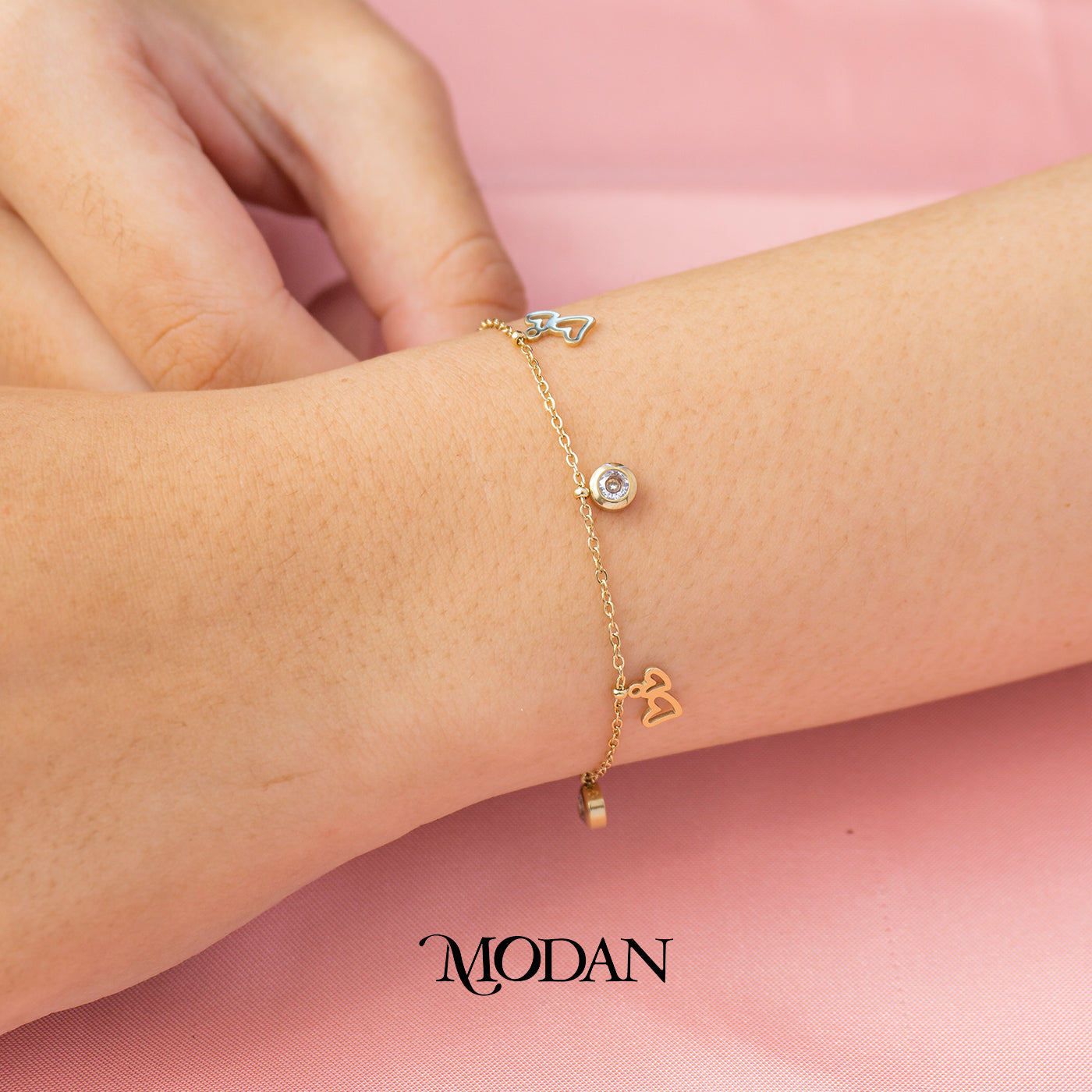 (18cm) Titanium Sparkling Golden Interlocking Heart Charm Dainty Bracelet Gelang Klasik Hypoallergenic Stainless Steel