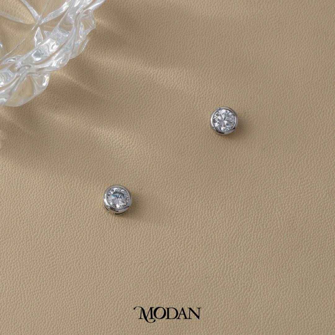 (6mm) Sparkling Moissanite Bezel Stud Earrings Anting Tusuk Bulat Kecil Hypoallergenic Gold Plated
