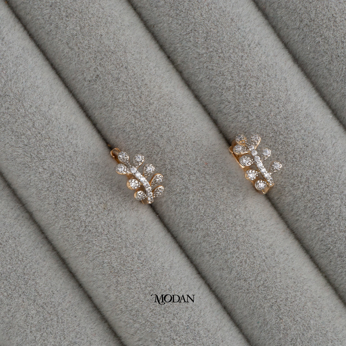 (14mm) Sparkling Rosegold Leaf Mini Hoop Earrings Anting Daun Pesta Hypoallergenic Gold Plated