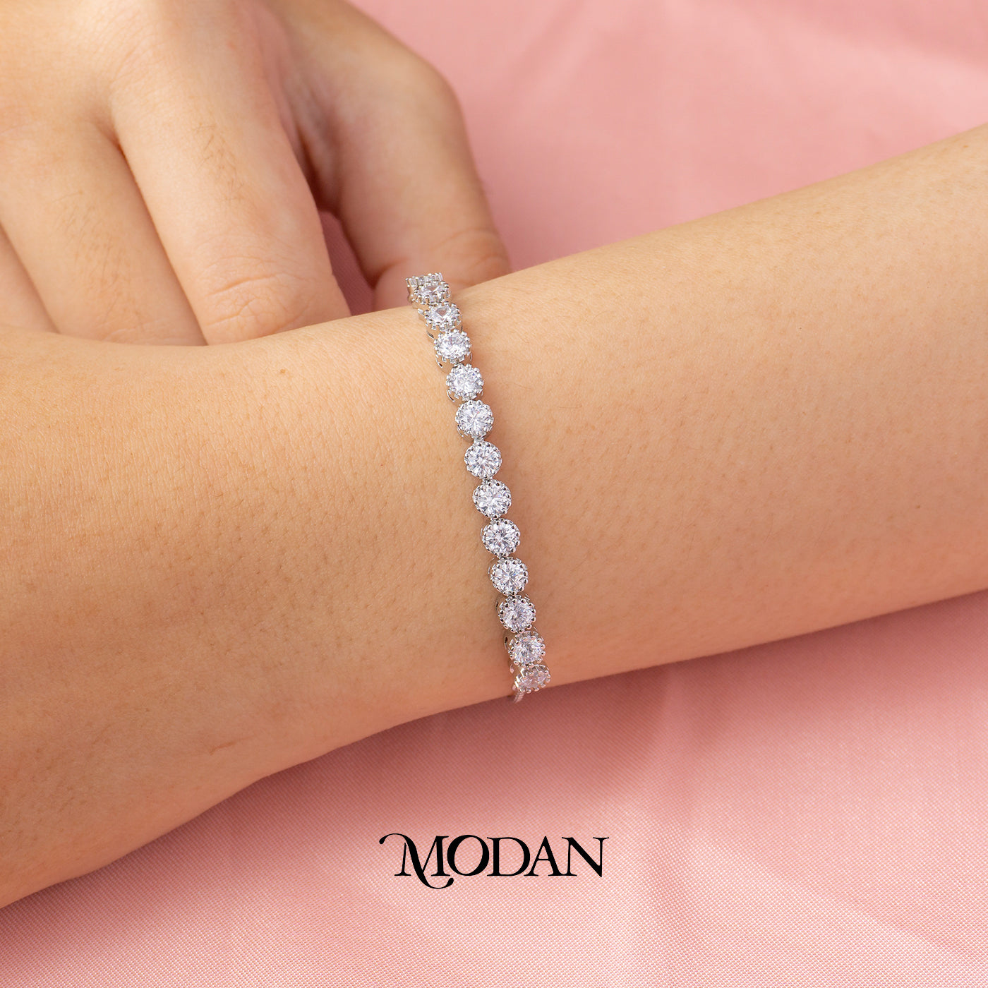 Sparkling Round Ribbed Adjustable Bracelet Gelang Serut Hypoallergenic Gold Plated