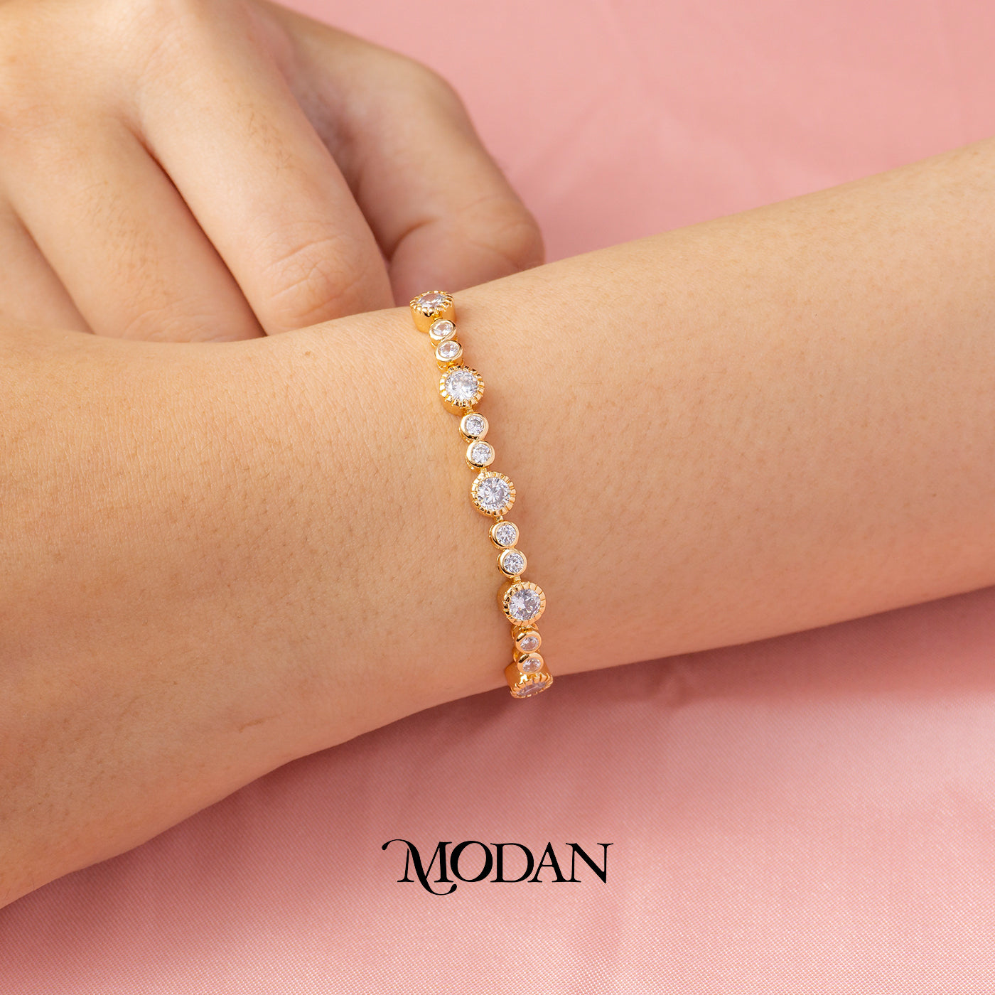 Mini Round Ribbed Zirconia Adjustable Bracelet Gelang Serut Hypoallergenic Gold Plated
