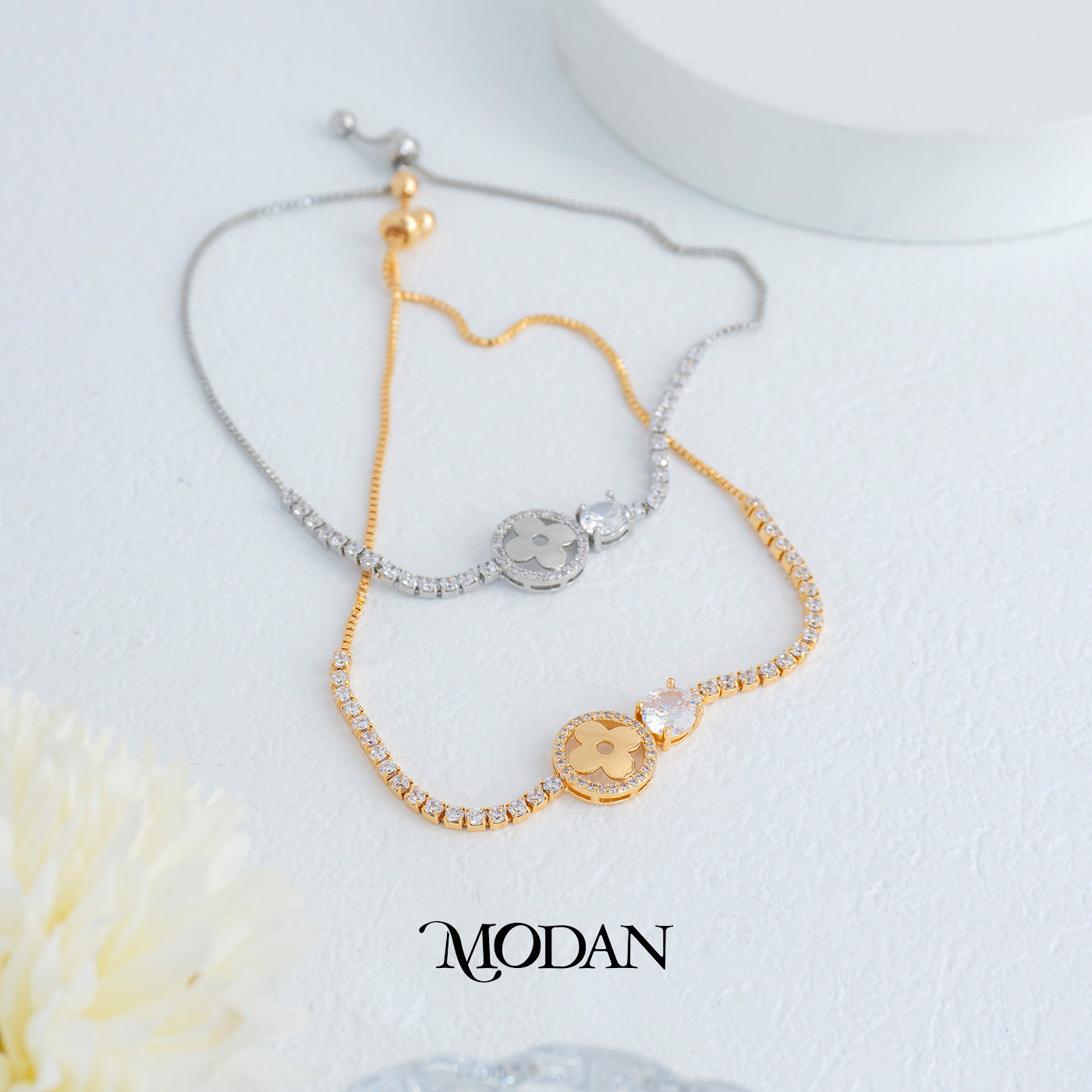 Sparkling Micro Paved Round Clover Adjustable Bracelet Gelang Serut Hypoallergenic Gold Plated