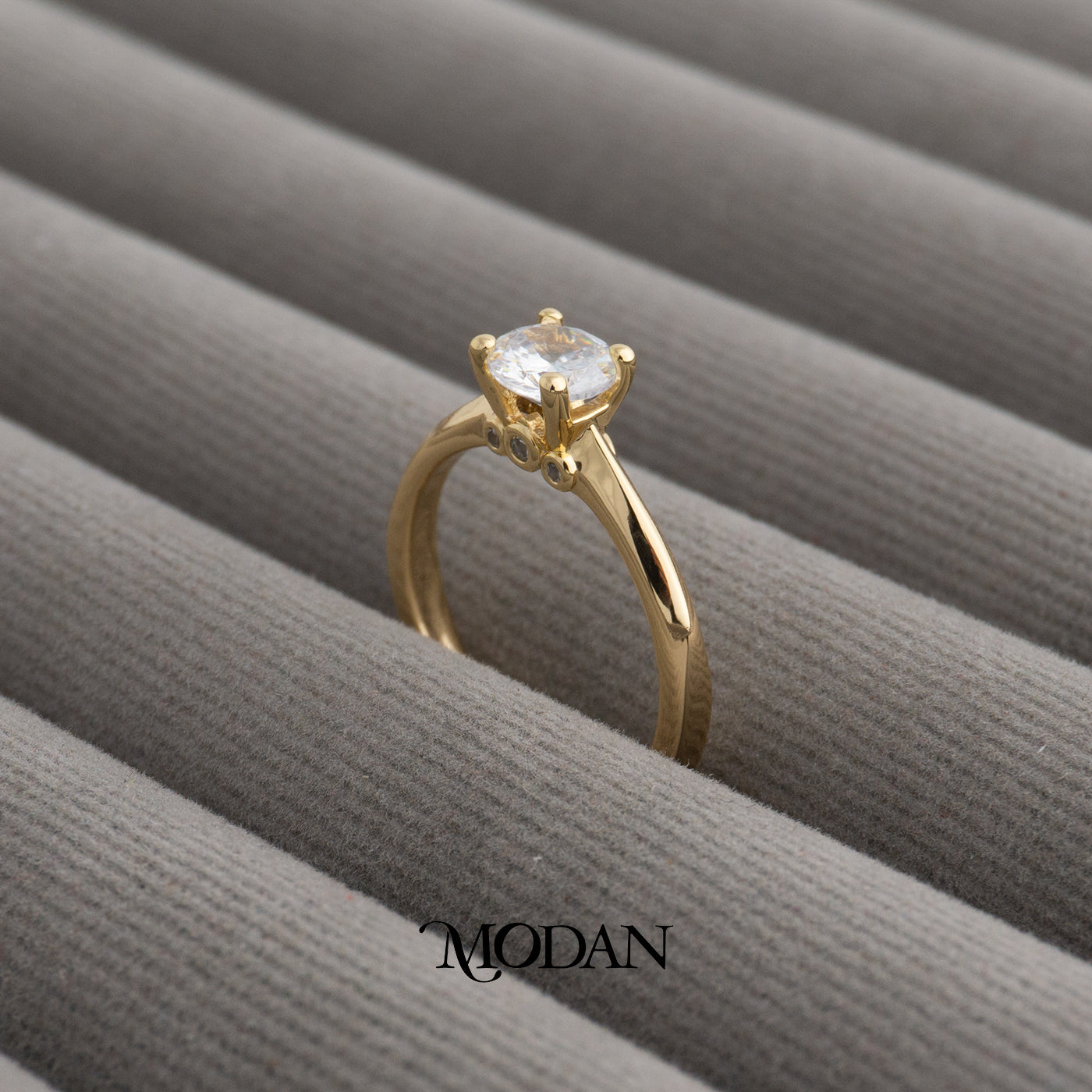 Classic Round Solitaire Engagement Adjustable Ring Cincin Klasik Solitaire Hypoallergenic Gold Plated