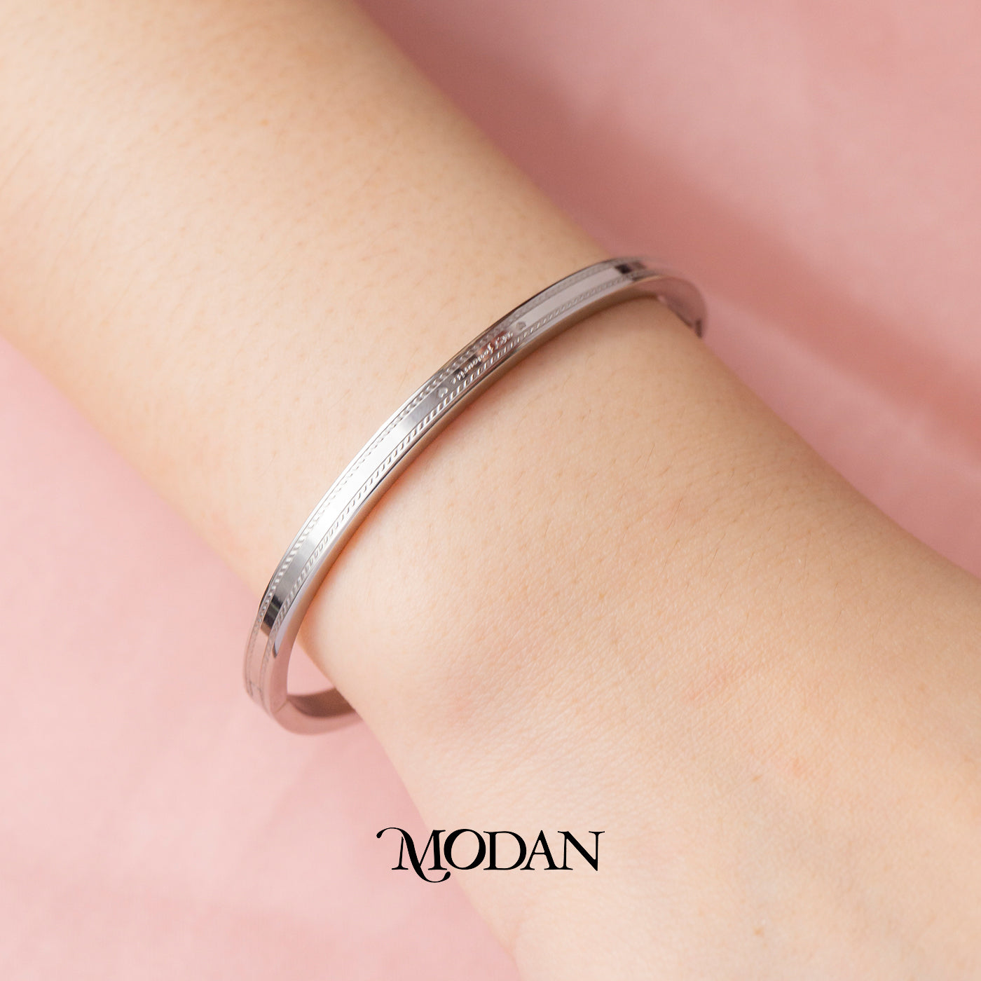 (5.5cm) Titanium Unisex Simple Silver Bangle Bracelet Gelang Kaku Hypoallergenic Stainless Steel