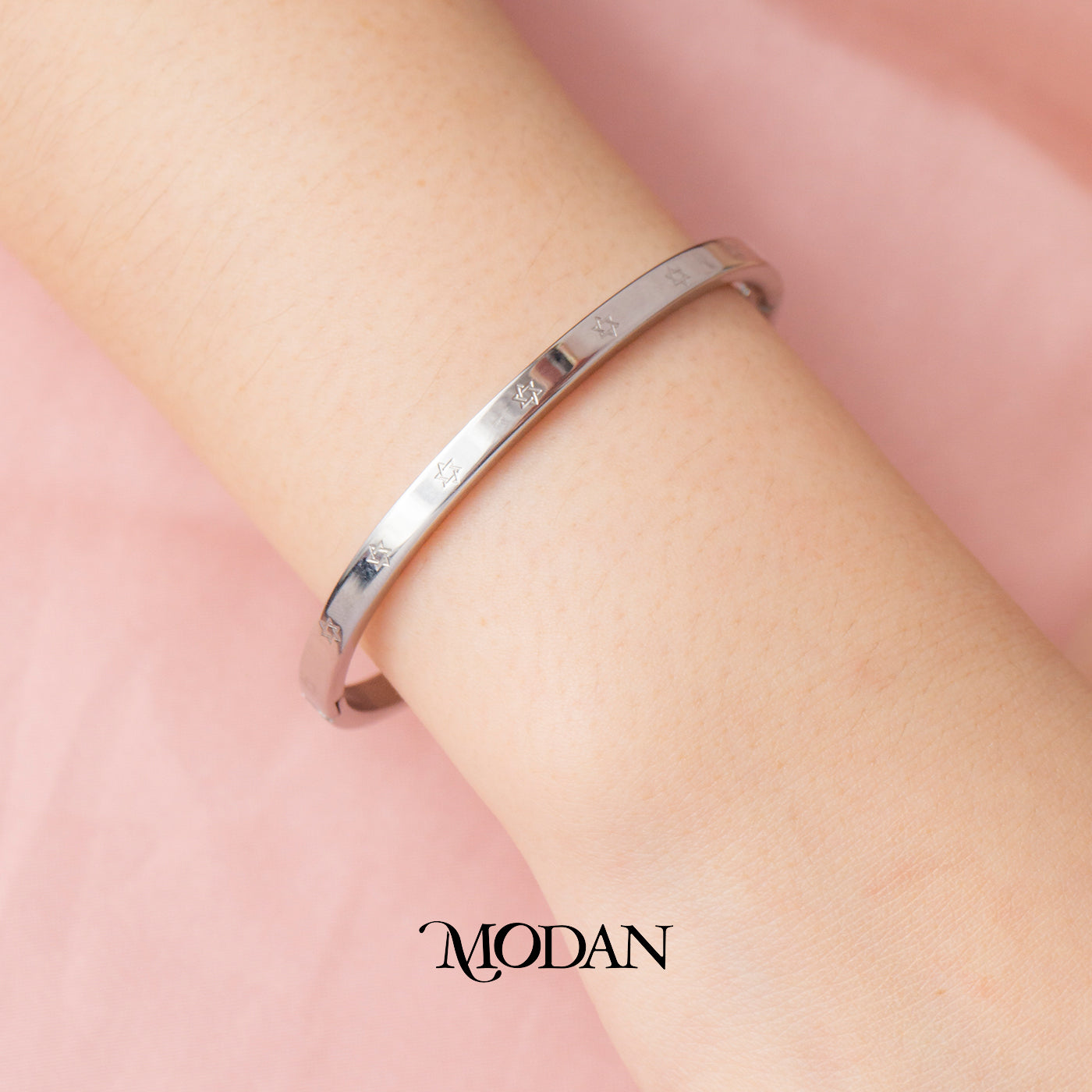 (5.5cm) Titanium Unisex Simple Geometric Silver Roman Numerals Pattern Bangle Bracelet Gelang Kaku Hypoallergenic Stainless Steel