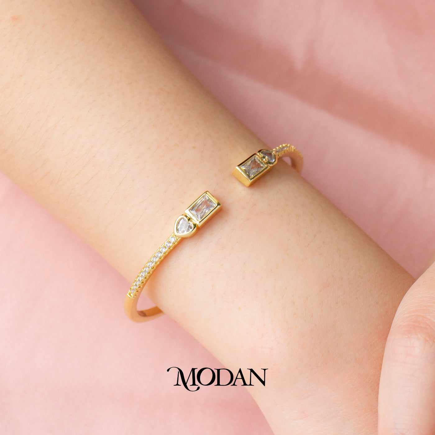 (6cm) Colorful Clear Green Fuchsia Geometric Open Cuff Bracelet Gelang Kaku Pesta Hypoallergenic Gold Filled