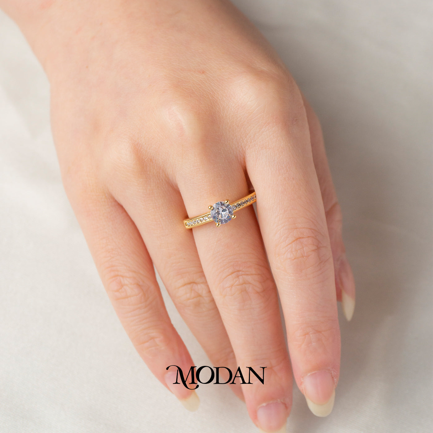 Classic 4 Prong Accent Open Ring Cincin Solitaire Pesta 4 Prong Hypoallergenic Gold Plated