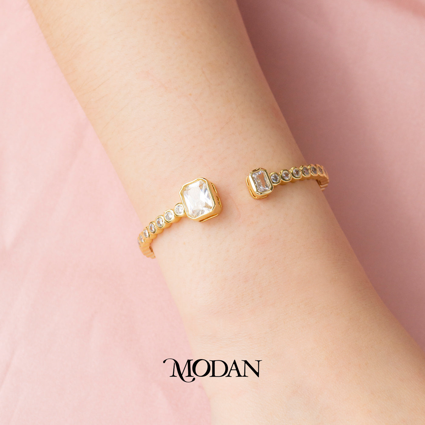 (6cm) Colorful Clear Green Fuchsia Hexagon Geometric Open Cuff Bracelet Gelang Kaku Pesta Hypoallergenic Gold Filled